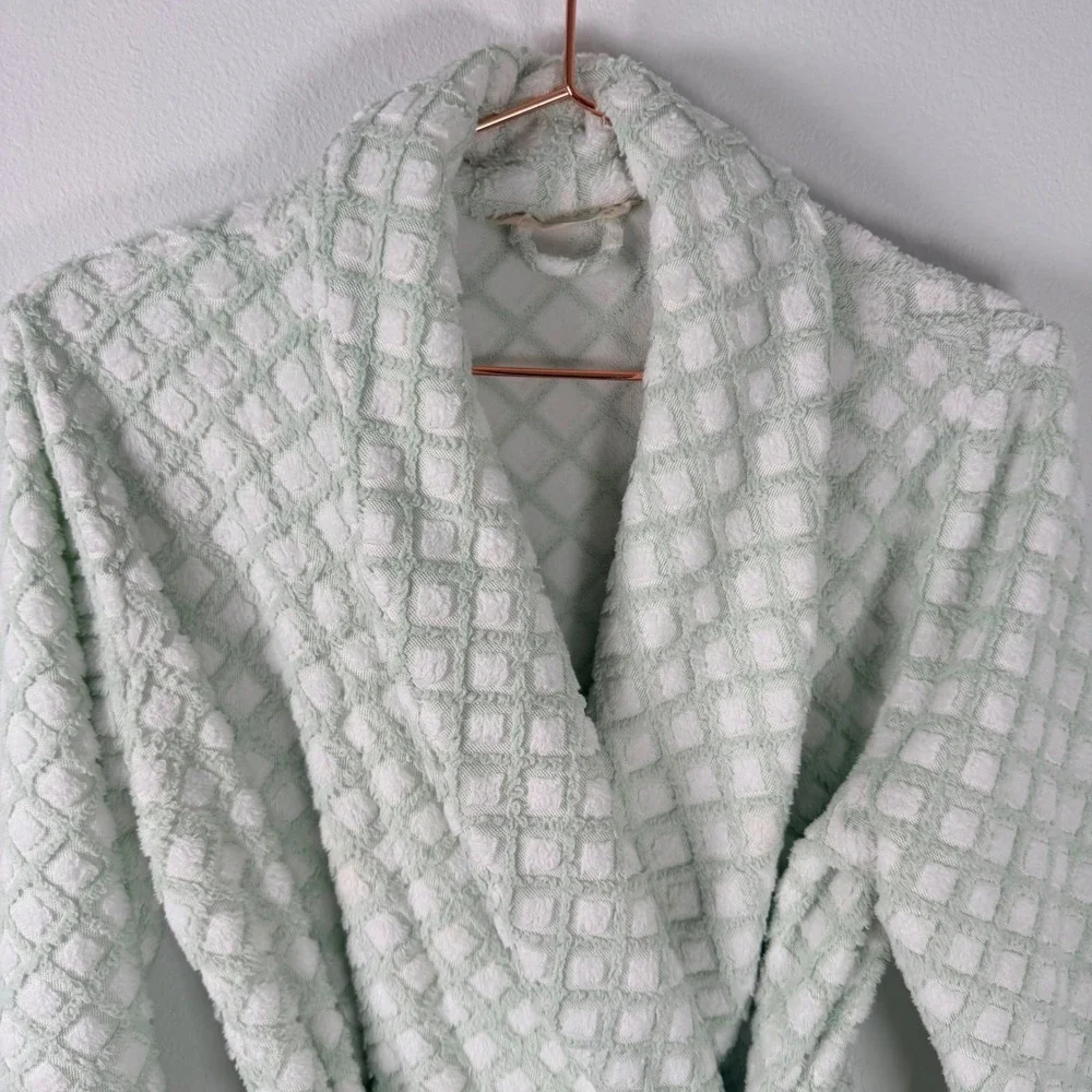 Soft Surroundings Mint Green Textured Plush Robe Small 2DA25 Long Sleeve Belted